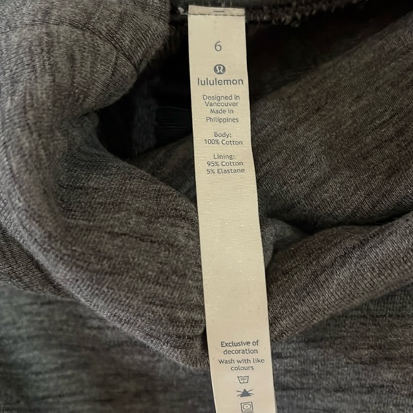 Lululemon Turtleneck Sweatshirt Pockets - Picture 4 of 4